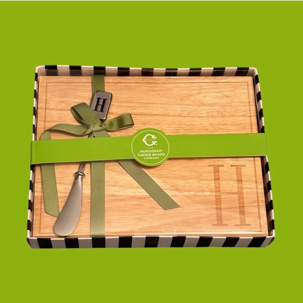 C Wonder Monogram H Wood Cheese Board and Spreader NEW in Box